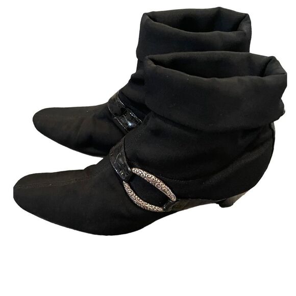 Brighton Low Black Booties, 8.5 - Picture 5 of 7